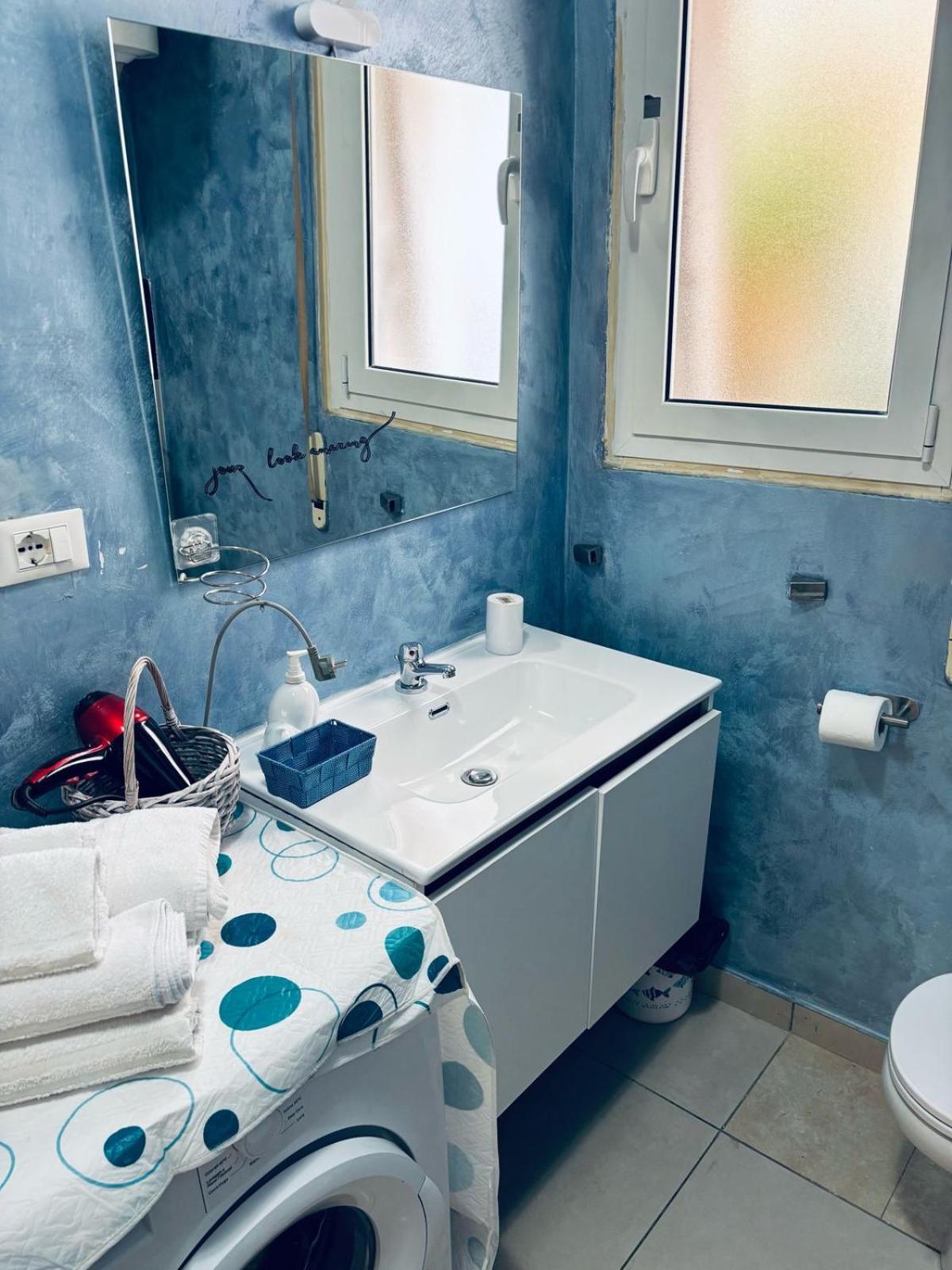 Brown Apartment Sanremo Luaran gambar