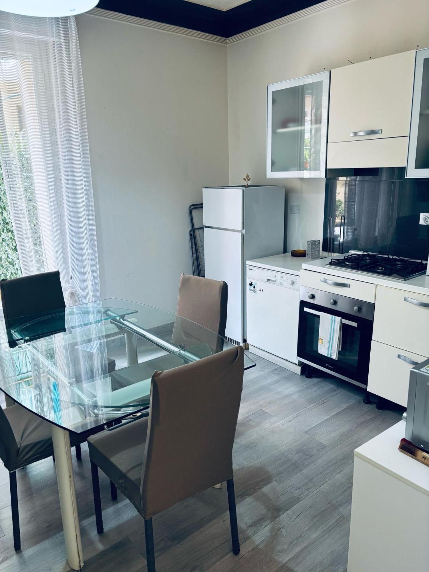 Brown Apartment Sanremo Luaran gambar