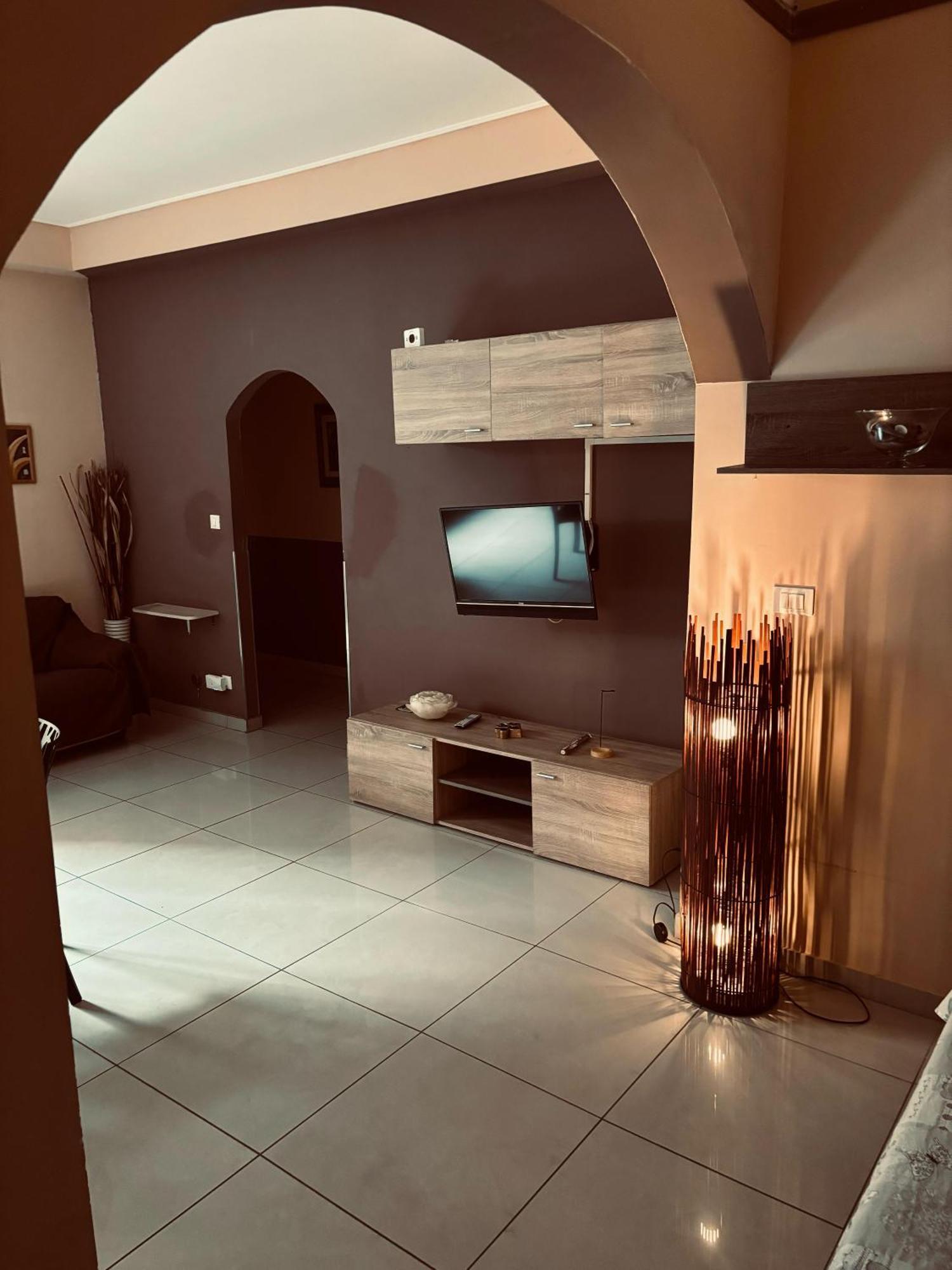 Brown Apartment Sanremo Luaran gambar