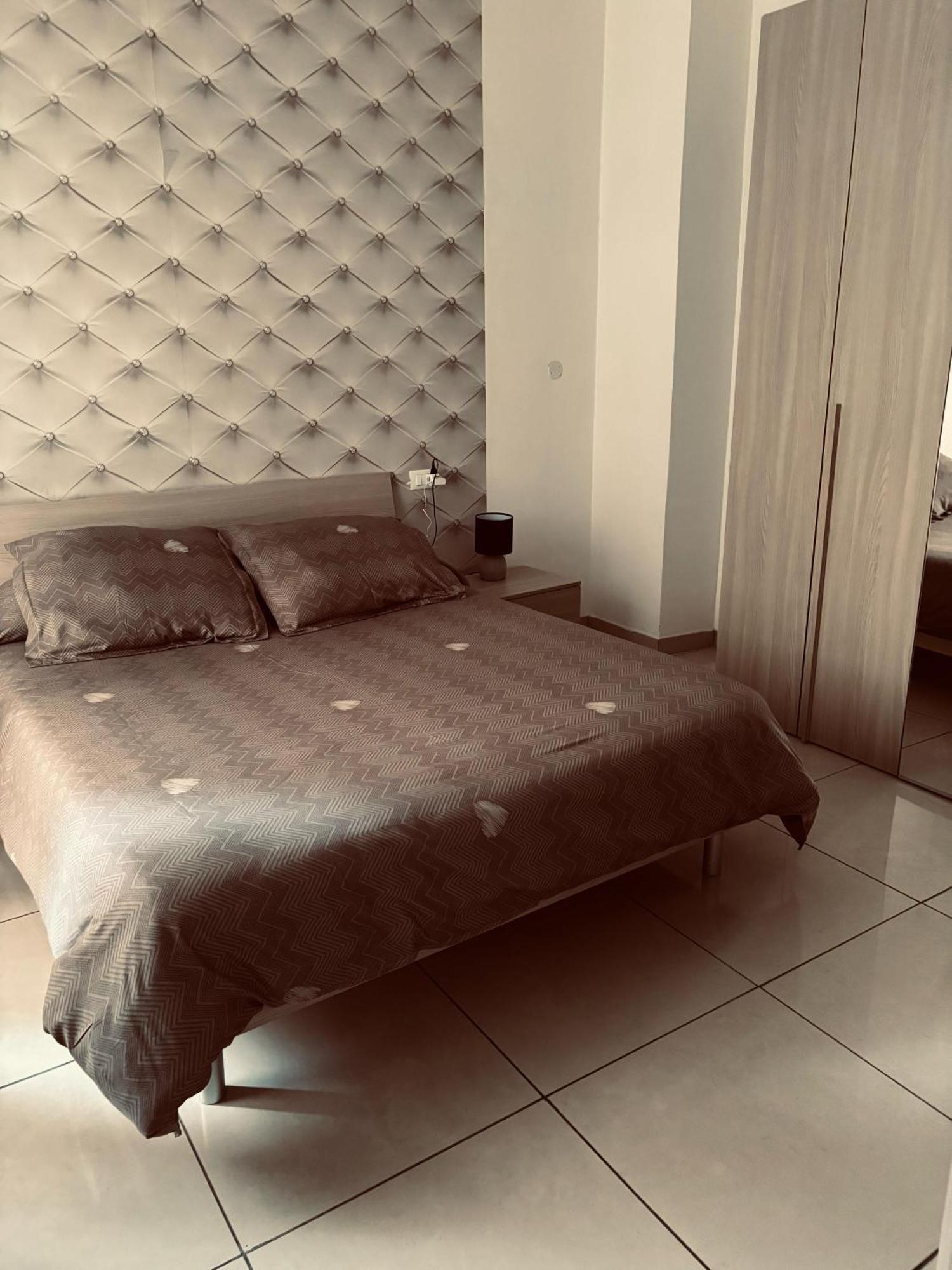 Brown Apartment Sanremo Luaran gambar