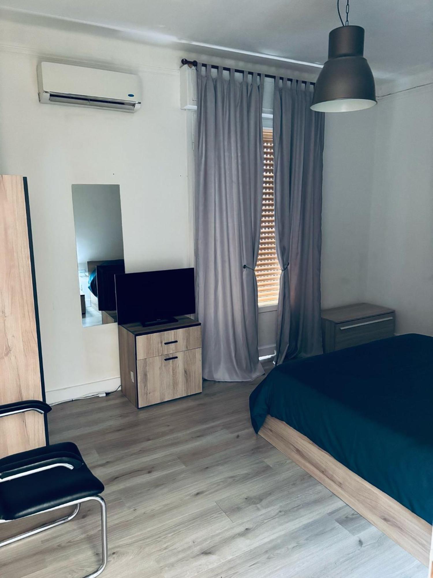 Brown Apartment Sanremo Luaran gambar