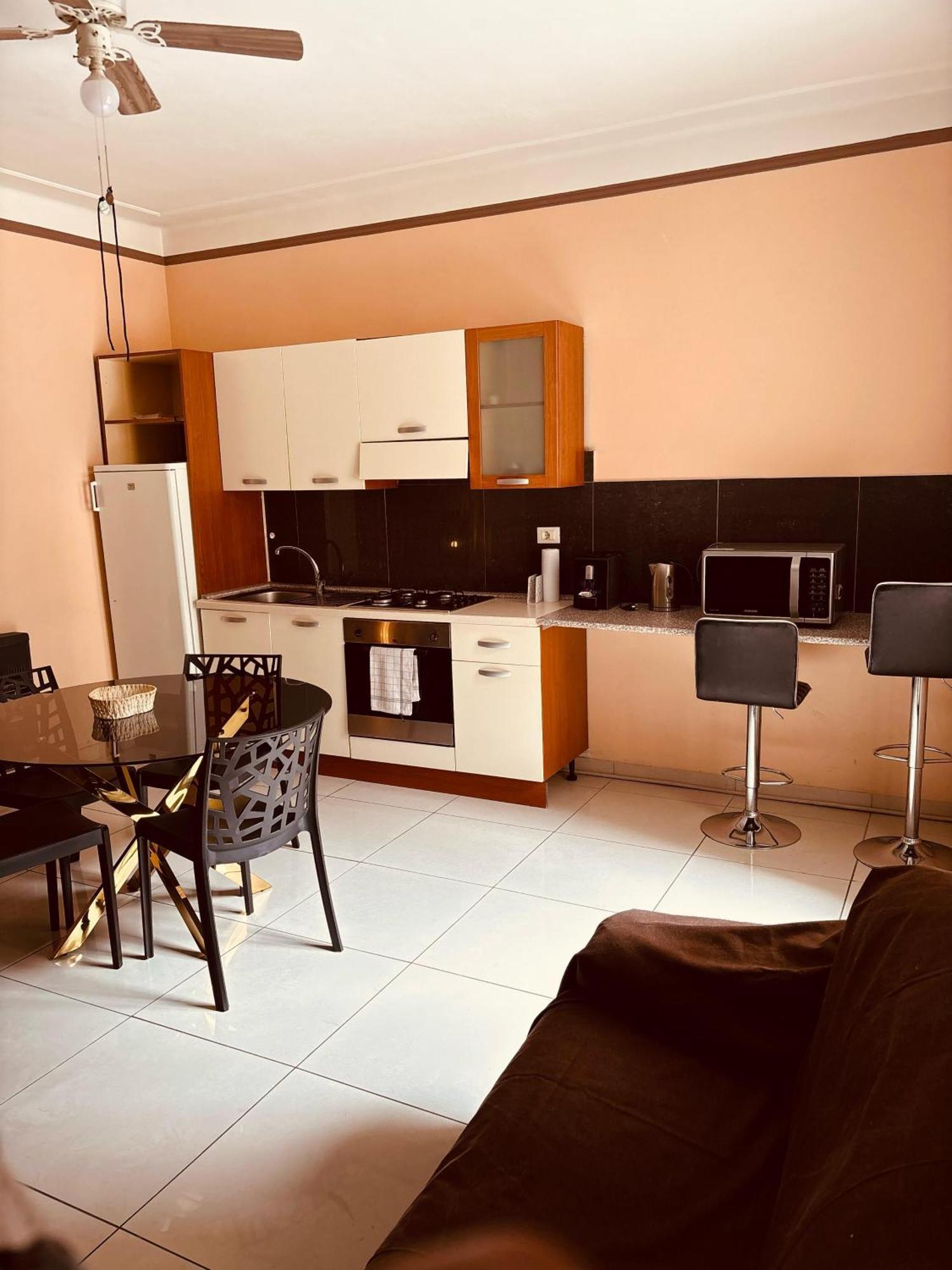 Brown Apartment Sanremo Luaran gambar