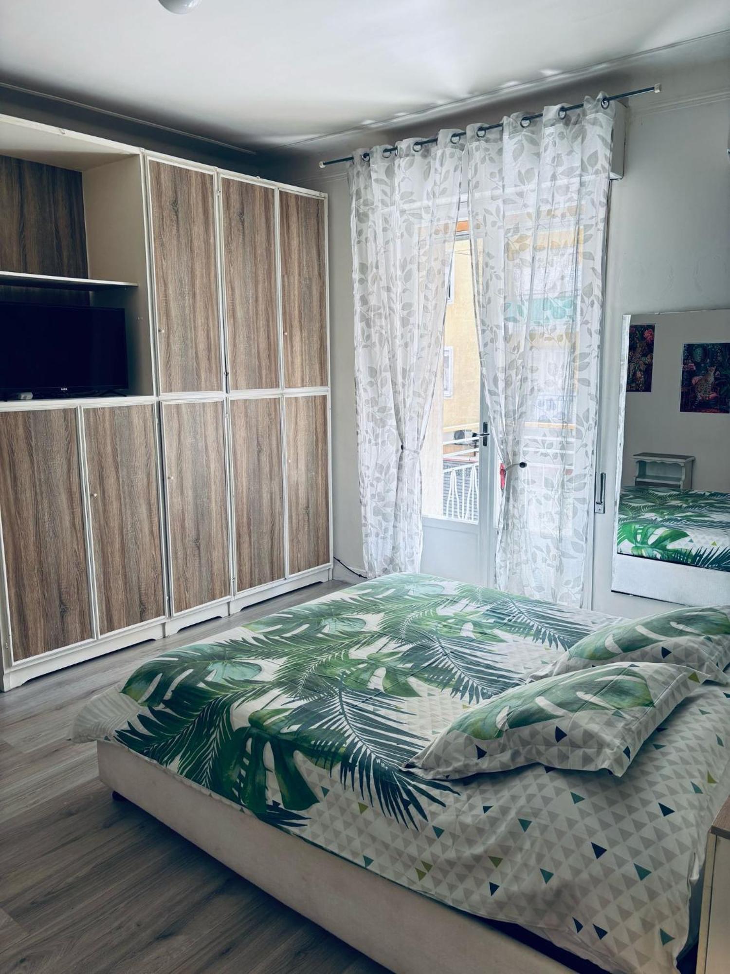 Brown Apartment Sanremo Luaran gambar